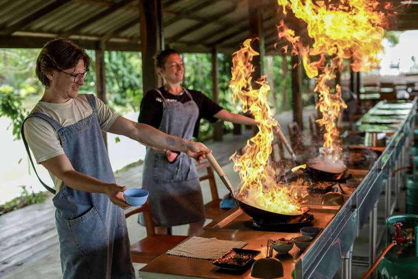 Chiang Mai: HALF-DAY COOKING COURSE at a Thai Cooking Farm - The market visit explains the ingredients