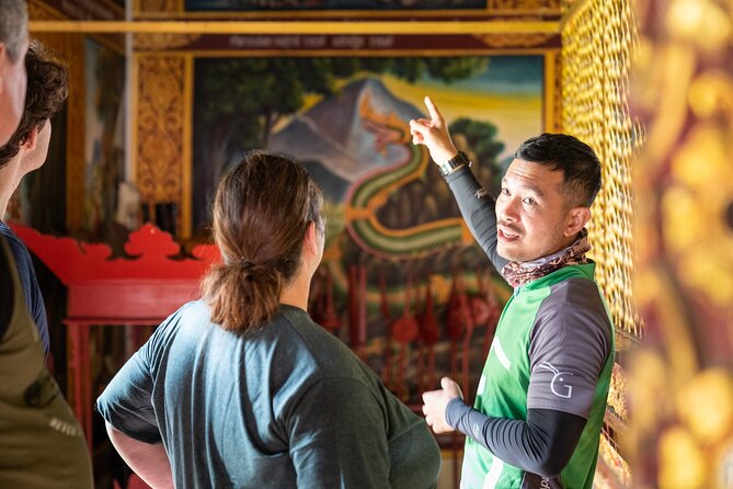 Chiang Mai: Historic Old City Bike Tour - Morning or Night - Tha Phae Gate and the old trading entrance