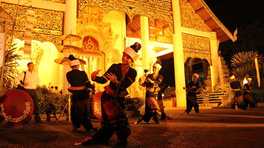 Chiang Mai: Historical and Culture Exploration Walking Tour - Who should book this Chiang Mai walk?