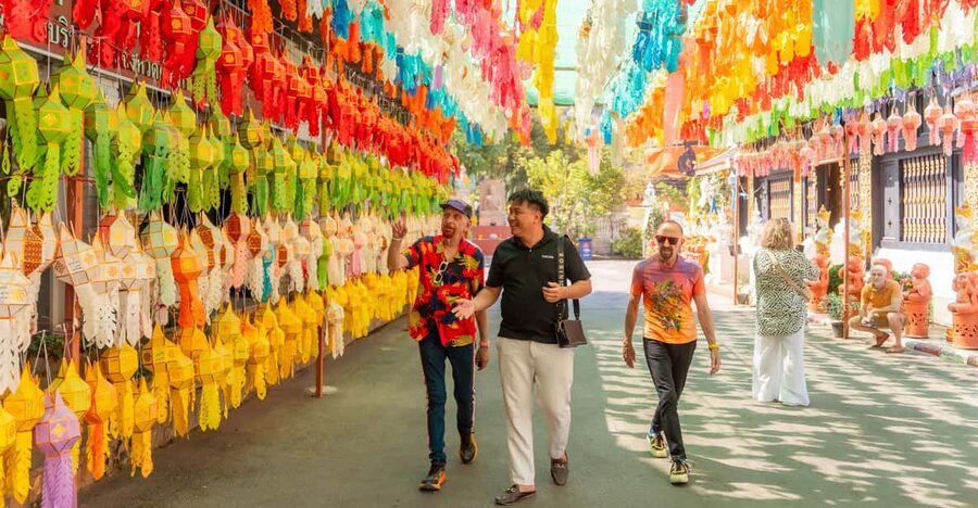 Chiang Mai: Historical and Culture Exploration Walking Tour - Wat Phra Singh and its northern Thai details