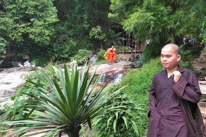 Chiang Mai: Inthanon, Elephant Sanctuary Observation & Waterfall - Mae Klang Luang and Karen culture