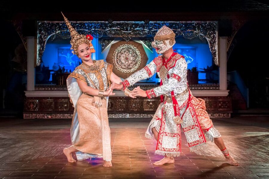 Chiang Mai: Khan Toke Traditional Meal & Dancing Performance - The Lanna setting matters