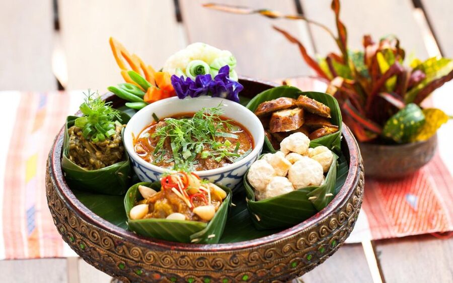 Chiang Mai: Khantoke Dinner with Traditional Performance - What the food tells you about Northern Thailand