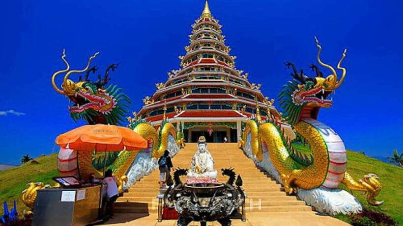 Chiang Mai: Lalita Cafe & White, Blue, Big Buddha Temples - The road from Chiang Mai to Mae Khachan Hot Springs