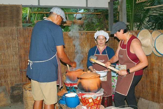 Chiang Mai Lanna Northern Thai Cooking Experience with Locals - Key points before you book