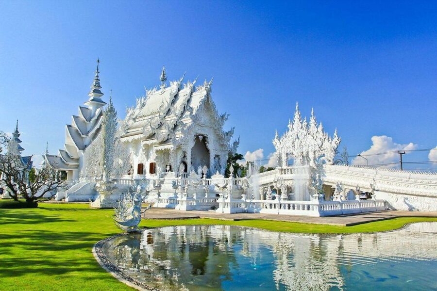 Chiang Mai: Long Neck Village & Chiang Rai’s Iconic Temples - What to wear and pack
