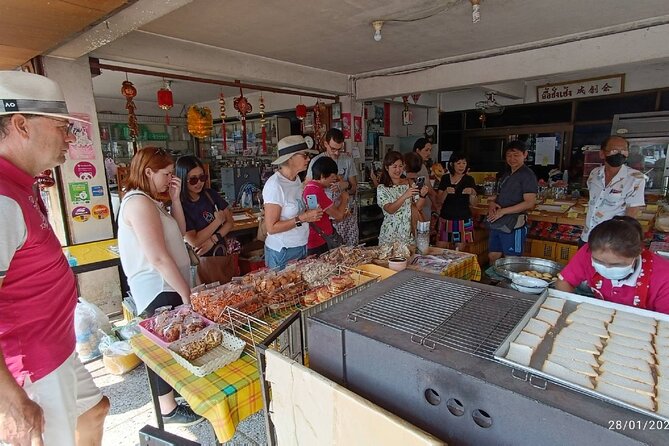 Chiang Mai Michelin Food Walking Tour with Professional Tour Guide - What this Chiang Mai food walk is really like