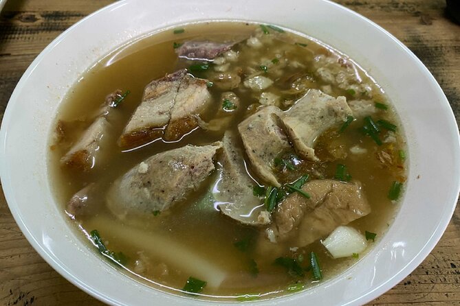 Chiang Mai Michelin Food Walking Tour with Professional Tour Guide - Thana Ocha and Hakka-style noodles