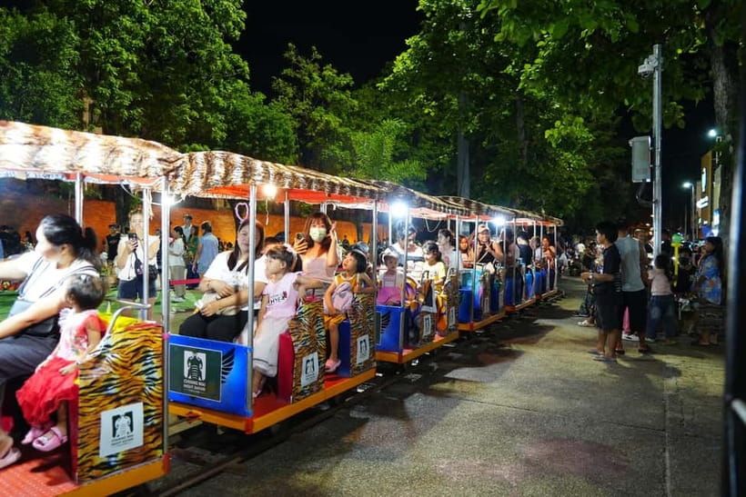 Chiang Mai Night Safari Ticket & Tram Rides Optional Pickup - Who will enjoy this most?