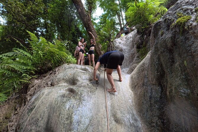 Chiang Mai Old City & Temples 3 hour Twilight Walking Tour - Heat, walking, and practical comfort