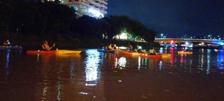 Chiang Mai: Ping River Night Kayaking into City Center - The guides make a real difference