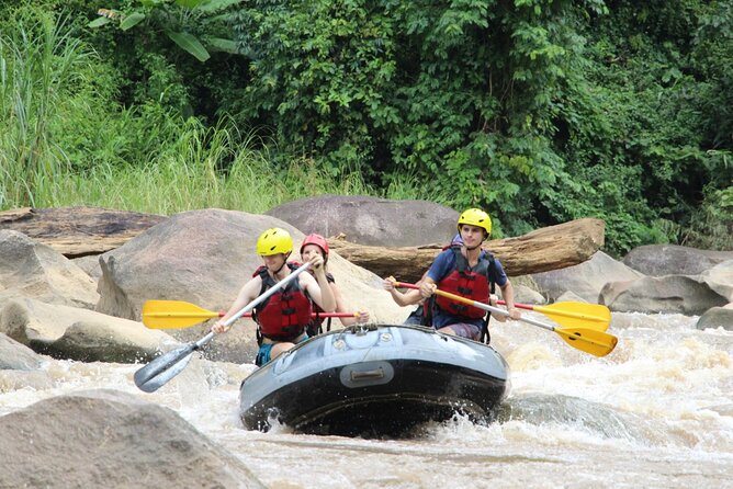 Chiang Mai Rafting in Mae Taeng River with Thai Buffet - An 8 a.m. pickup from Chiang Mai