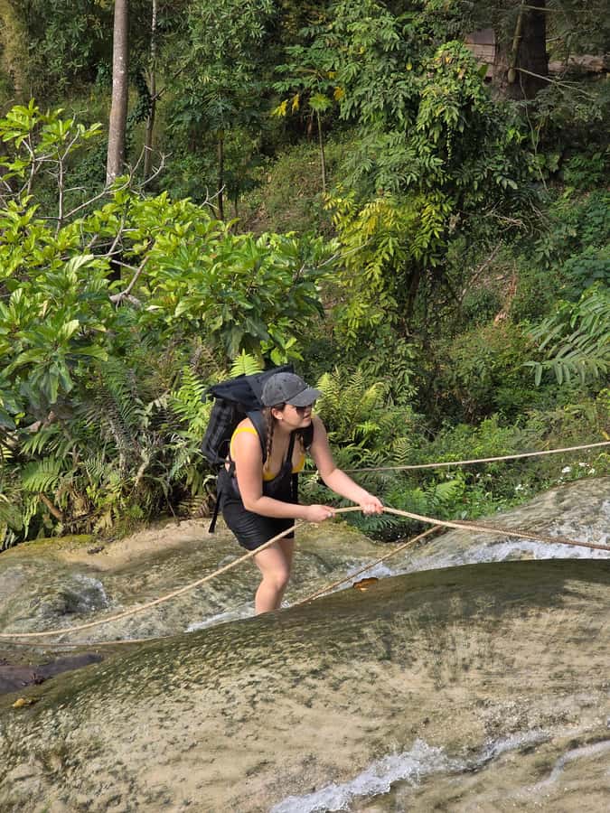 Chiang Mai : Sticky waterfall (Half Day Tour) Hotel Transfer - Morning or afternoon: choosing the better departure