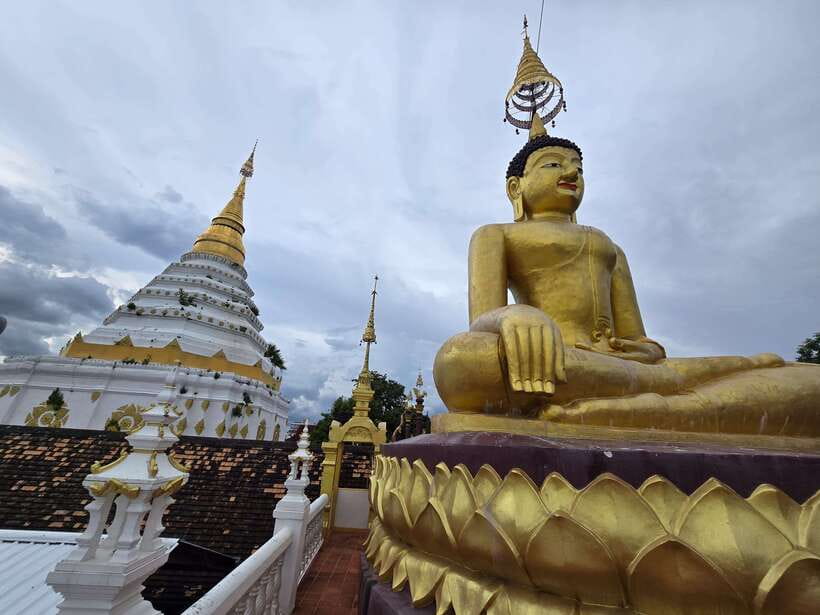 Chiang Mai: Temple & City Tour Part II - Wat Pa Pao and a change in architectural style