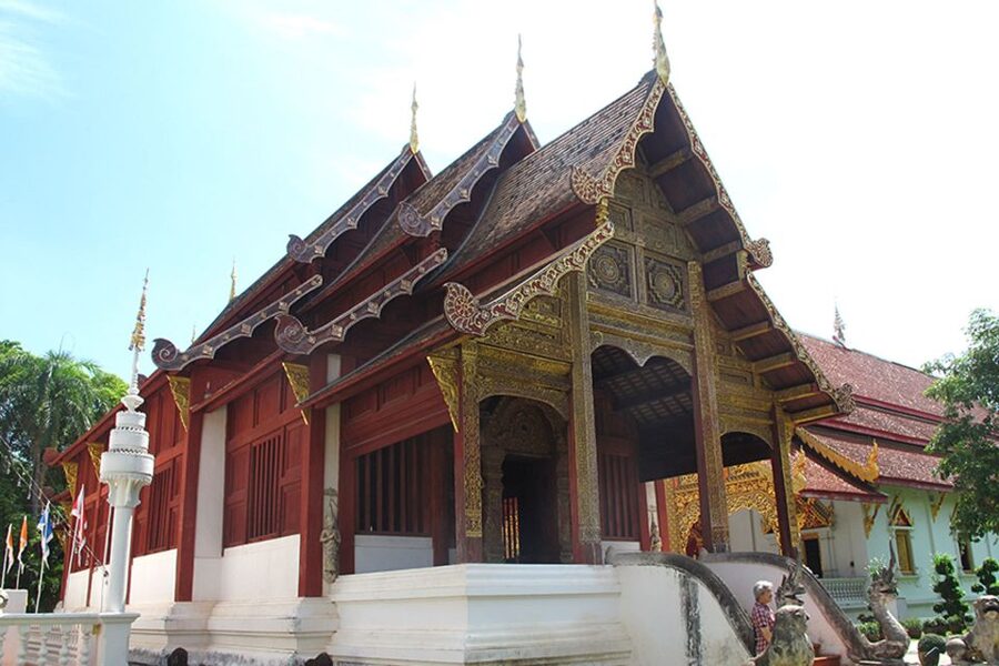 Chiang Mai: Temples & Culture Tour - The Chiang Mai Arts & Cultural Centre fills in the gaps