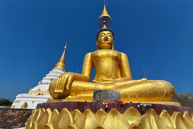 Chiang Mai Temples Visit Walking Tour with Ex-Monk Guide Part 2 - What the tour is like for families