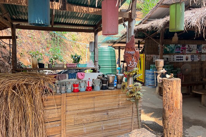 Chiang Mai to Doi Inthanon Full Day Shared Tour - Guides and the value of a shared group