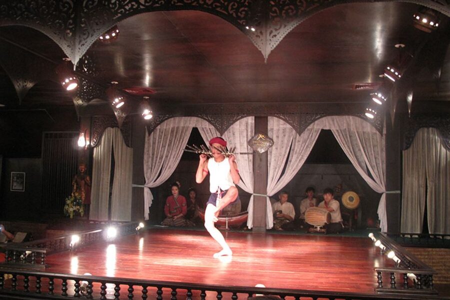 Chiang Mai Traditional Khan Toke Meal & Cultural Performance - Timing, comfort, and practical advice