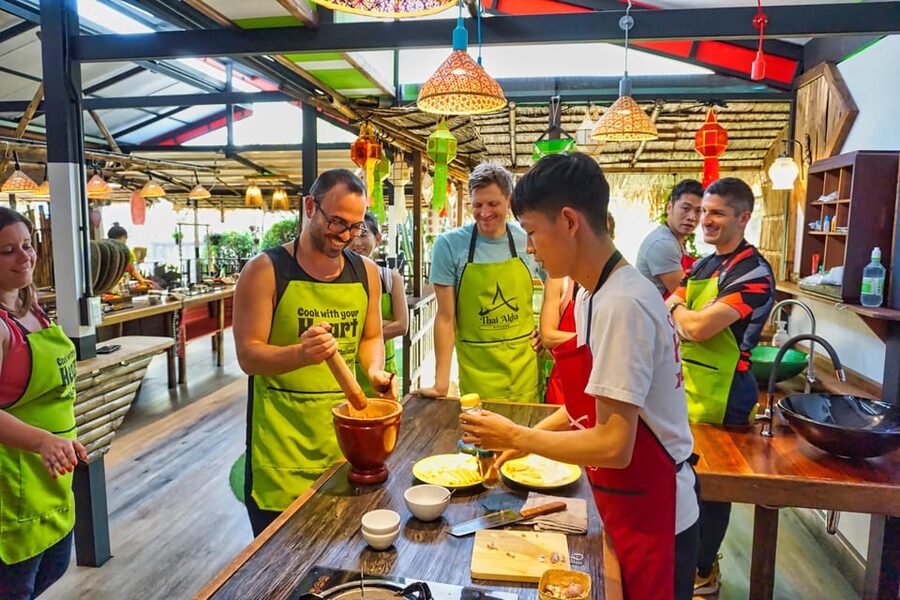 Chiang Mai: Traditional Thai-Akha Cooking Class& Market Tour - Should you book Thai Akha Kitchen?
