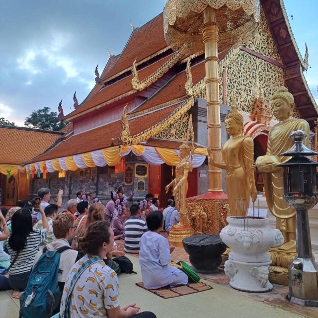 Chiang Mai: Wat Pha Lat & Wat Phra That Doi Suthep Tour - Climbing the 306 steps at Wat Phra That Doi Suthep