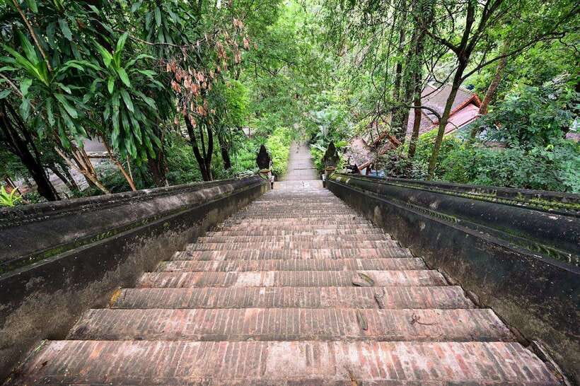 Chiang Mai:Wat Phra That Doi Suthep & Wat Umong Evening Tour - Is the $24 price good value?
