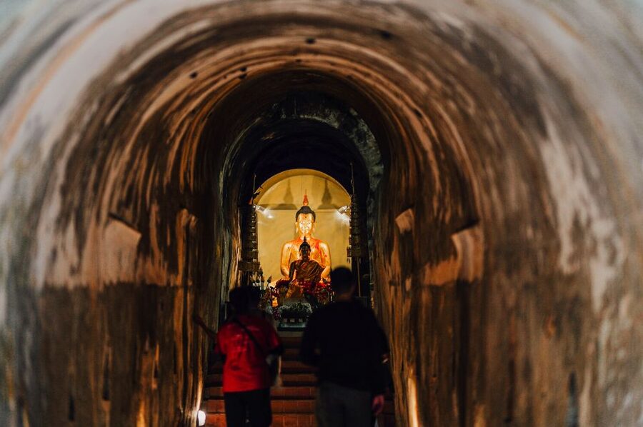 Chiang Mai: Wat Umong & Doi Suthep Half Day Tour - Doi Suthep: the golden stupa above Chiang Mai