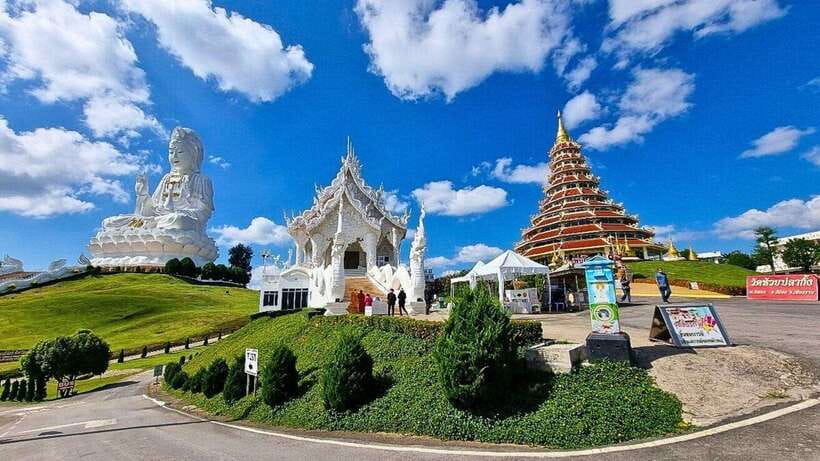 Chiang Mai: White, Blue & Big Buddha Temples in Chiang Rai - Wat Rong Khun, the White Temple
