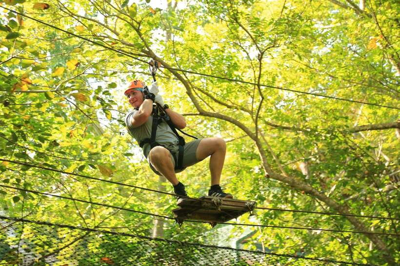 Chiang Mai: Zipline & High Rope Park with Lunch & Transfer - Flying above the Mae Rim jungle