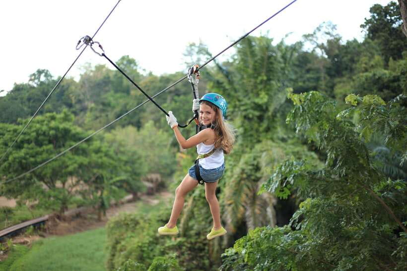 Chiang Mai: Zipline & High Rope Park with Lunch & Transfer - What the four-hour visit feels like