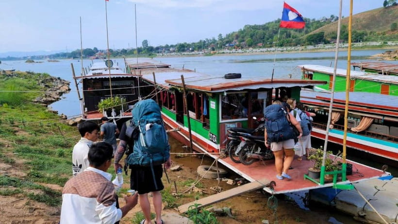 Chiang Rai:3D2N Transfer to Luang Prabang by Slow Boat - Day 2: Breakfast, boarding, and the first Mekong hours