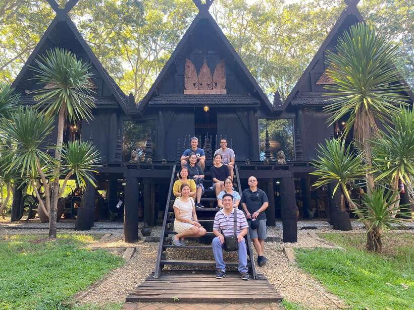 Chiang Rai: City Highlights One-Day Tour with Thai Lunch - Choui Fong Tea Farm