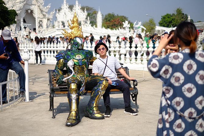 Chiang Rai Day Trip from Chiang Mai City with Golden Triangle - Chiang Saen and Wat Phra That Chedi Luang