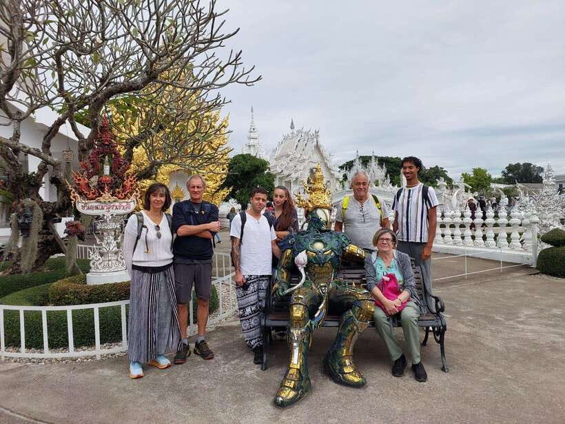 Chiang Rai: Guided Highlights Guided Tour with Buffet Lunch - Blue Temple: color and Buddhist design