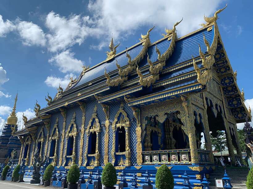 Chiang Rai: Half Day Tour – 3 Famous Temples & Lalita Cafe’ - What the guides add to the experience