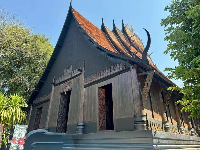 Chiang Rai: Iconic Temples & 7 Major Sites—River View Buffet - The Golden Triangle viewpoint