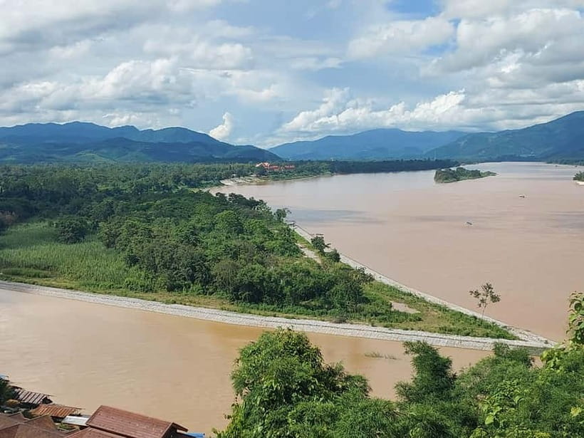 Chiang Rai: Northern Thailand Tour with Golden Triangle - The Golden Triangle and the House of Opium