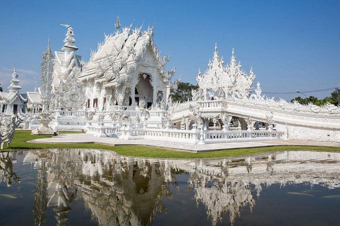 Chiang Rai One Day: Golden Triangle, Laos Border, Long Neck Tribe - The Laos boat trip is brief but adds variety