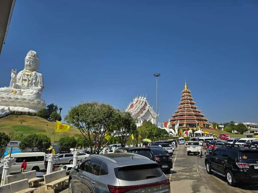 Chiang Rai: Private Tour with Driver and Custom Itinerary - Lalitta Café and useful breathing room