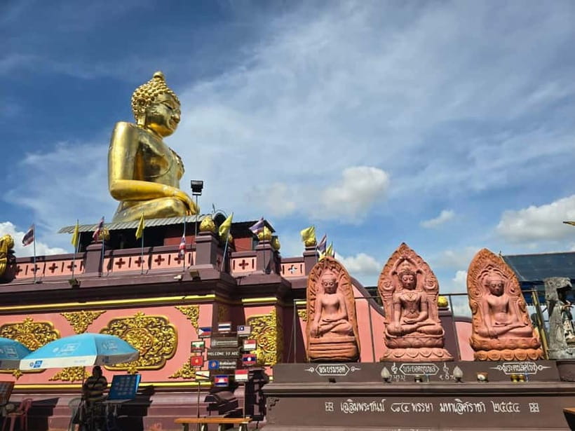 Chiang Rai: Private Tour with Driver and Custom Itinerary - Sapphire walls at the Blue Temple