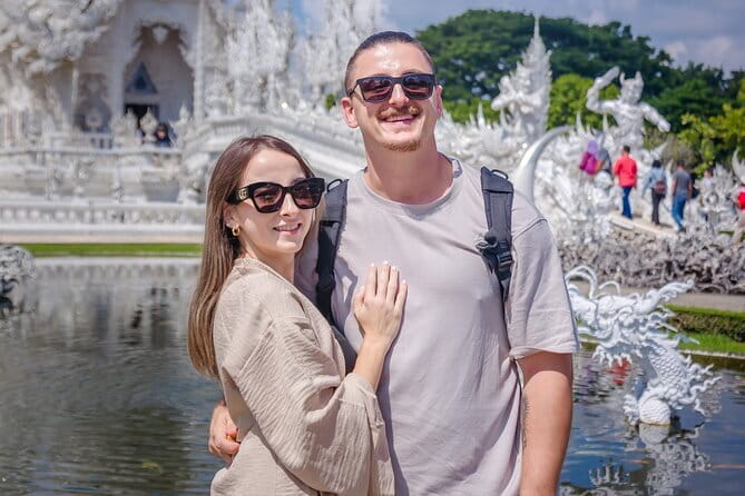 Chiang Rai White Blue Red Temples with Hot Spring from Chaing Mai - Hot Spring: a short first stop