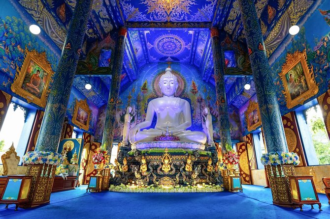 Chiang Rai White Temple, Blue Temple and more from Chiang Mai - Wat Huay Pla Kang and the huge Guan Yin