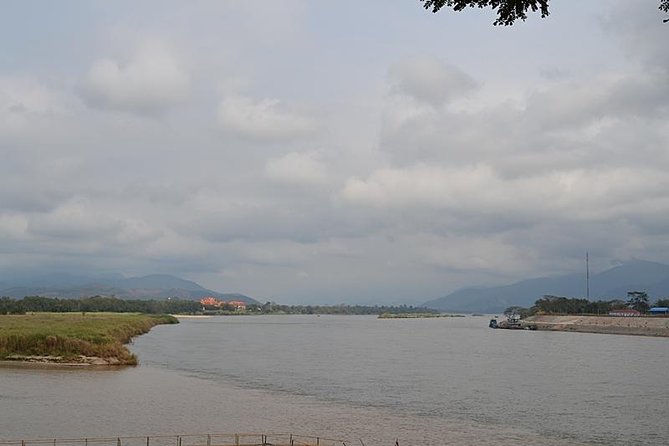 Chiangrai Round Trip Classic Tours 3 Days 2 Nights - Overnight in Chiang Rai
