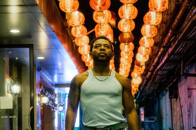 Chinatown (Yaowarat Road) Neon Photoshoot - What happens during the one-hour shoot