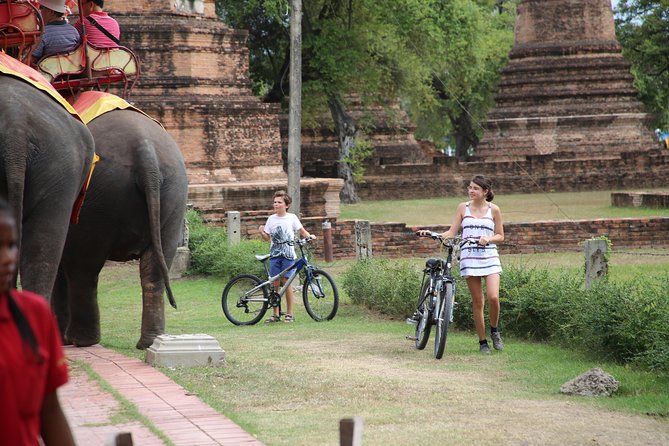 Colors of Ayutthaya Full-Day Bike Tour - Wat Phra Sri Sanphet and the old royal center