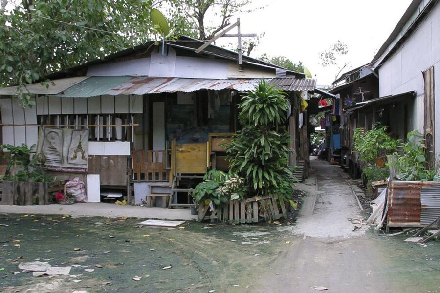 Colors Of Bangkok: 4-Hour Small Group Bike Tour - Muay Thai with a local trainer