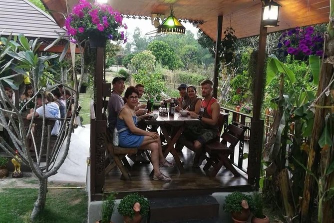 Cooking Evening Class Chiang Mai Visit Organic Garden and Market - Six dishes let you build a full Thai meal