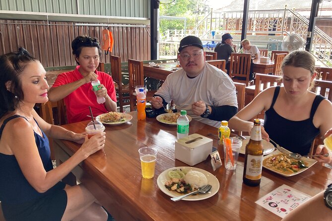 Damnoen Saduak and Maeklong Railway Market Tour with Private Car - Why the Maeklong train market is the star