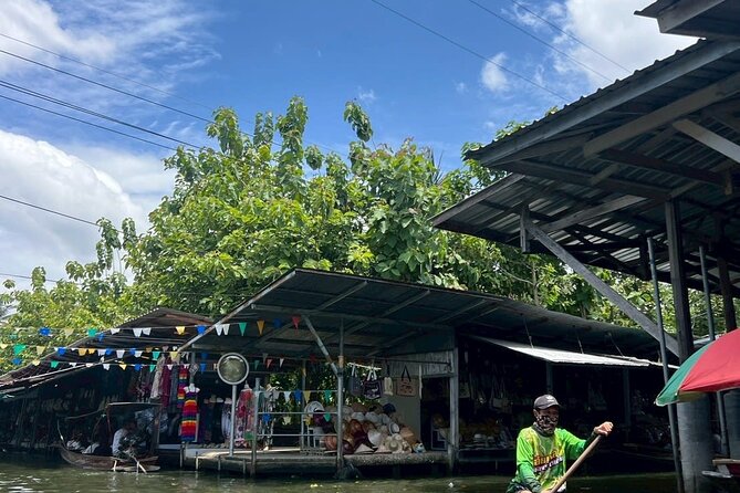 Damnoen Saduak and Maeklong Railway Market Tour with Private Car - Is $146.59 a fair price?