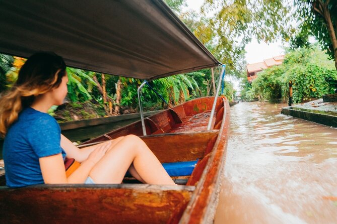 Damnoen Saduak Floating Market and Maeklong Railway Market Tour - What to bring and how to plan the day