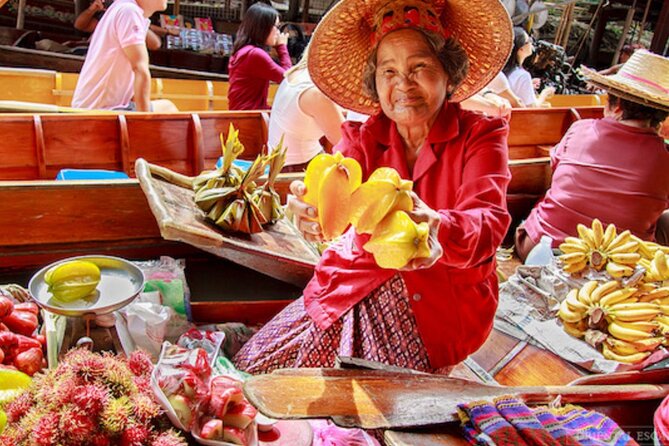 DamnoenSaduak Floating Market Michelin Food One Day Tour - Salt Lake De Maeklong and the final hour
